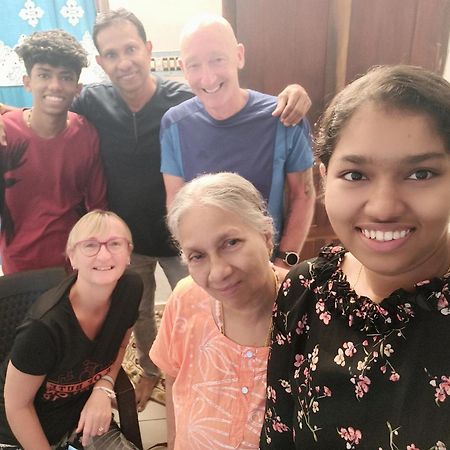 Bethesda Inn Kochi Bagian luar foto