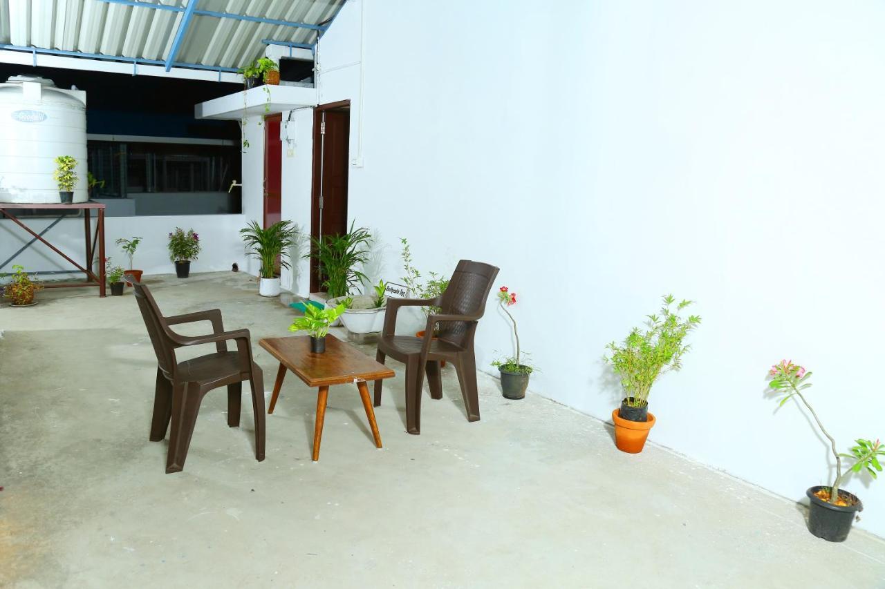 Bethesda Inn Kochi Bagian luar foto
