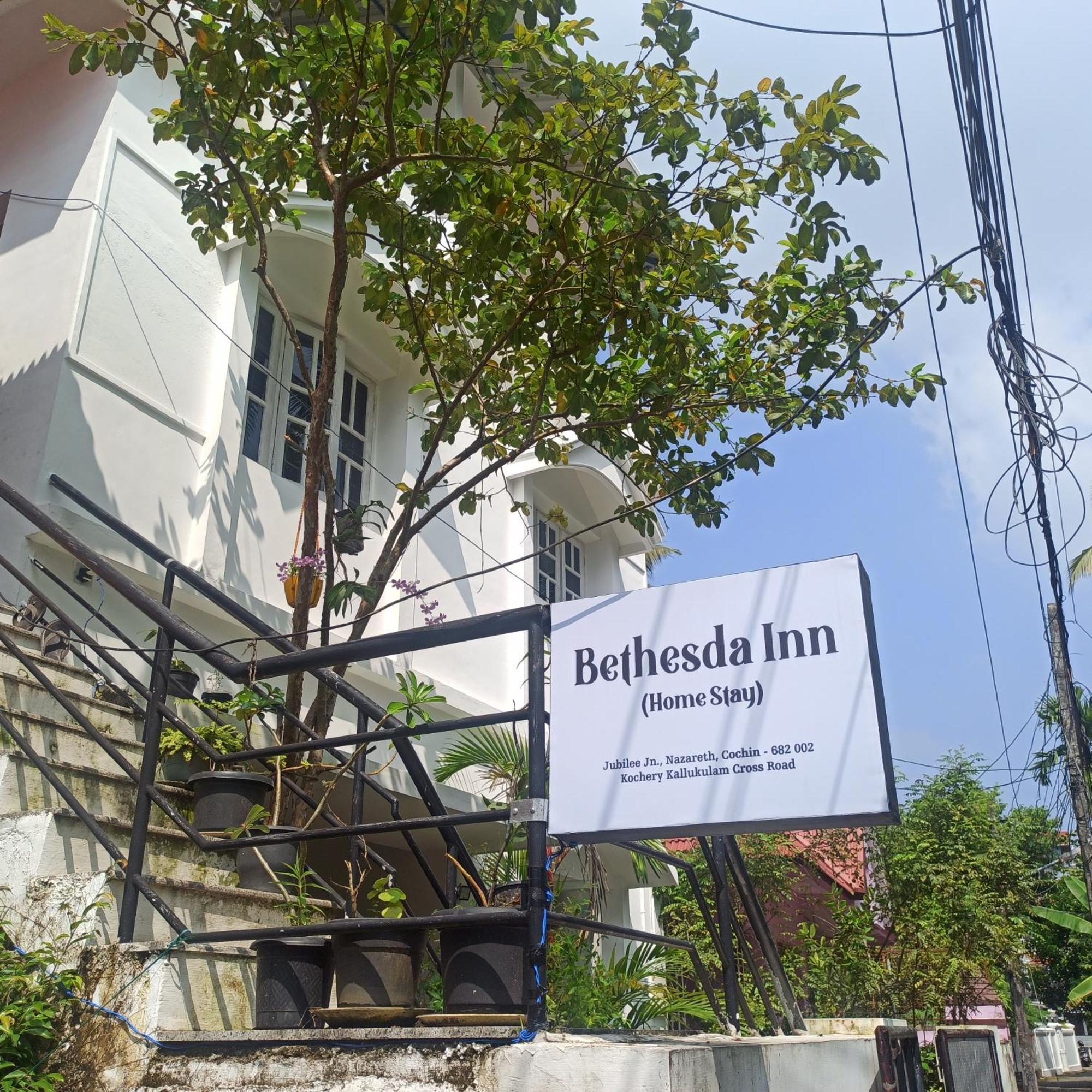 Bethesda Inn Kochi Bagian luar foto