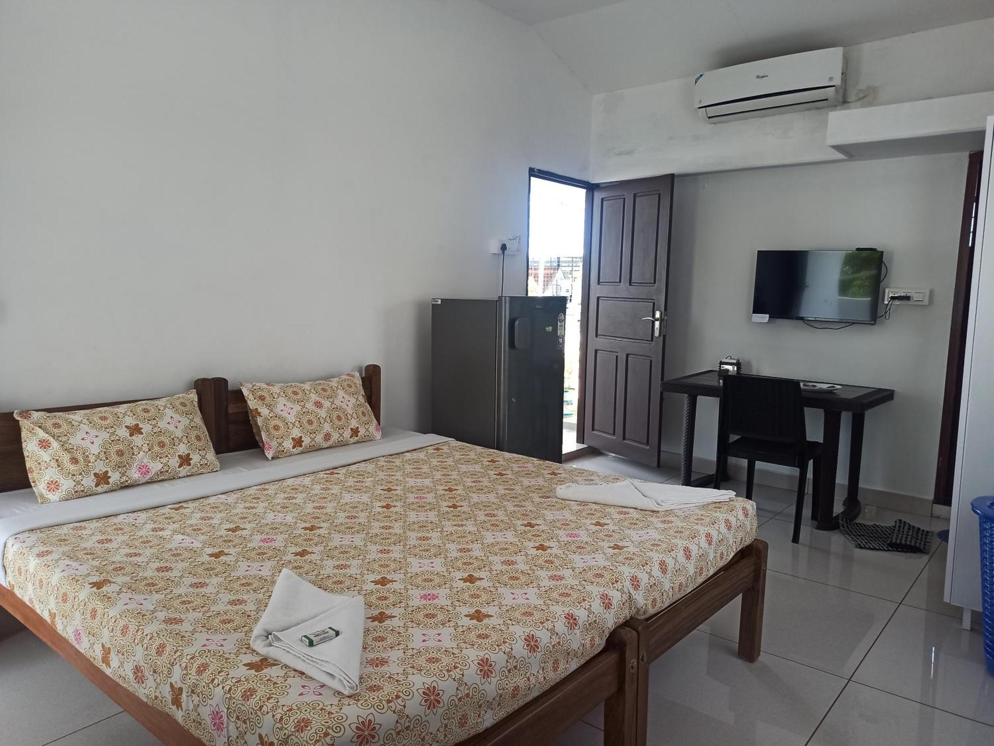 Bethesda Inn Kochi Bagian luar foto