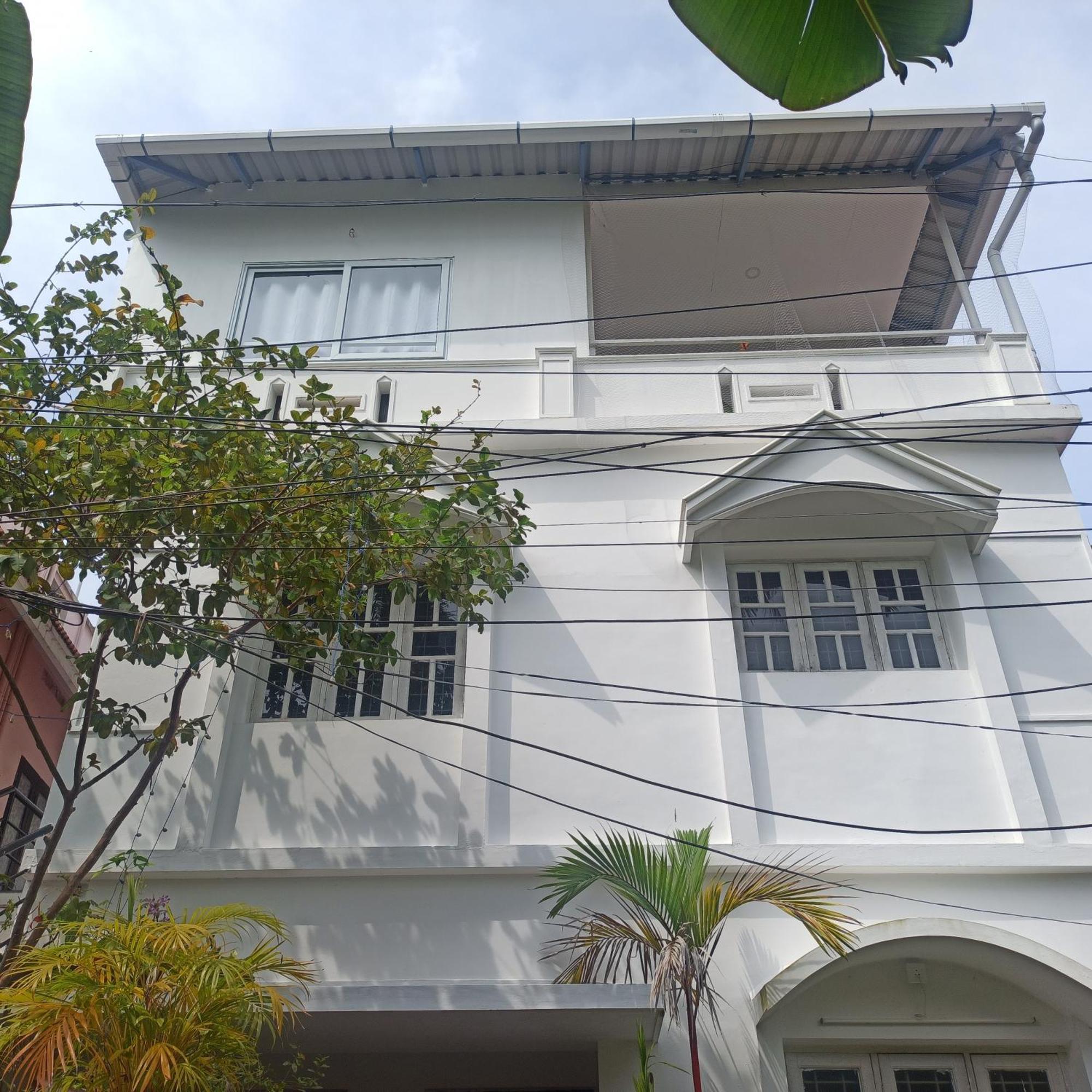 Bethesda Inn Kochi Bagian luar foto
