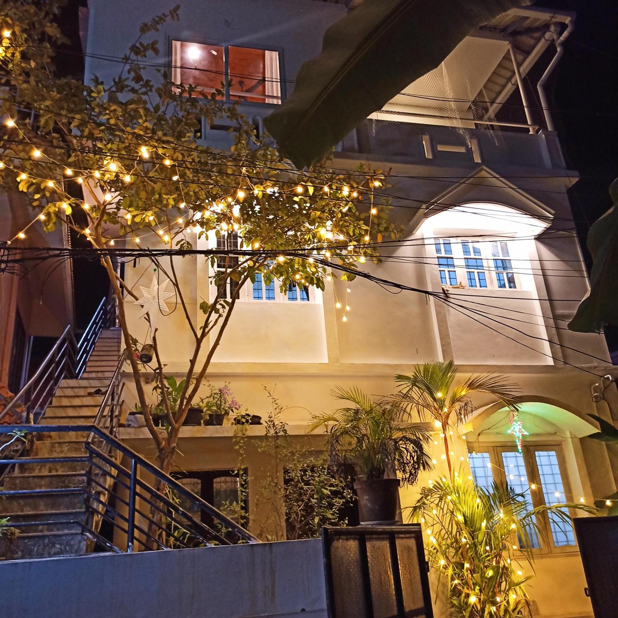 Bethesda Inn Kochi Bagian luar foto
