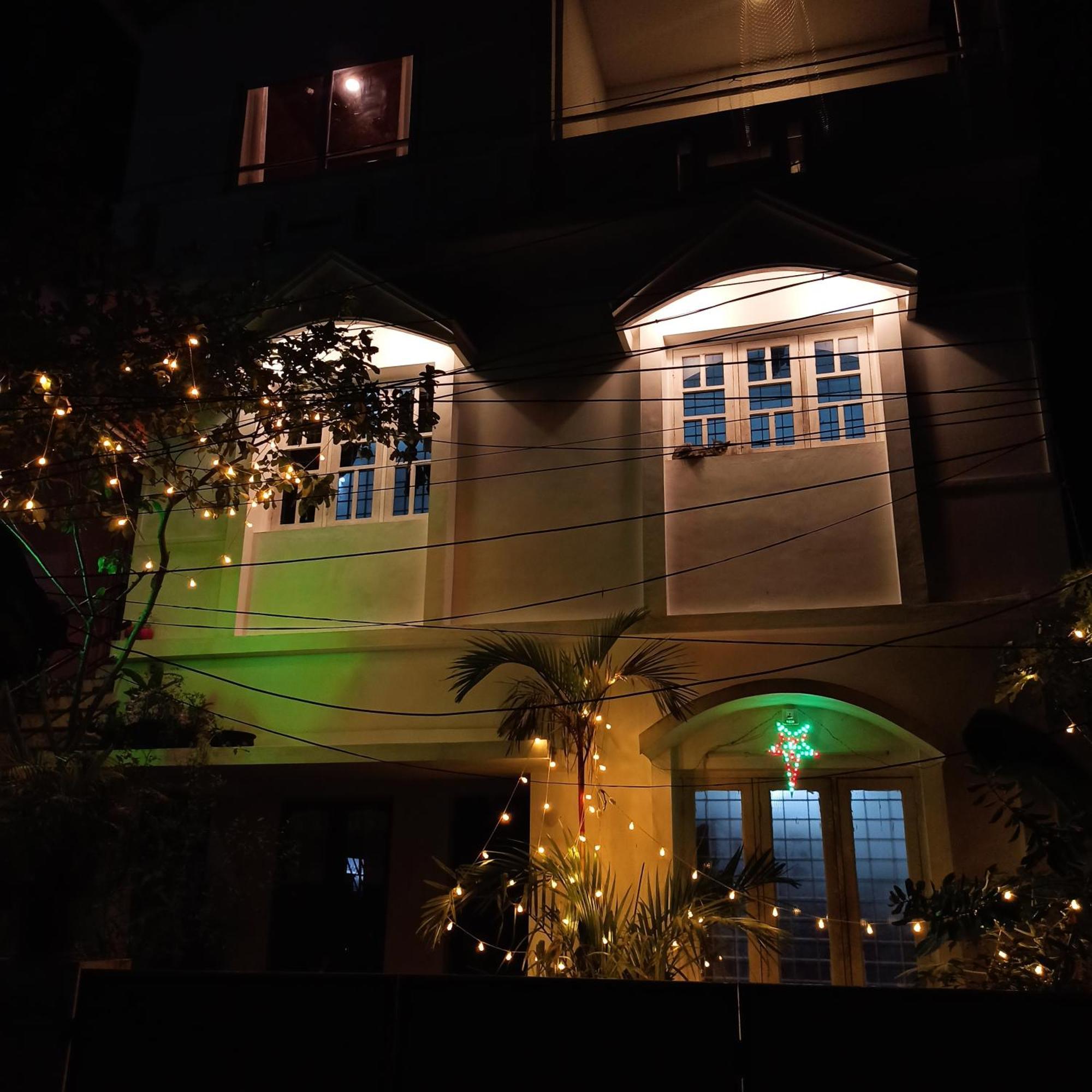 Bethesda Inn Kochi Bagian luar foto